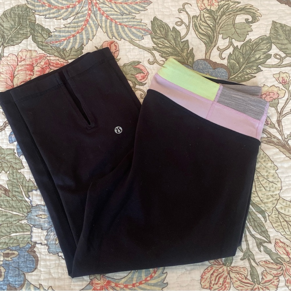 Lululemon OG yoga pants cropp legging size 10 .